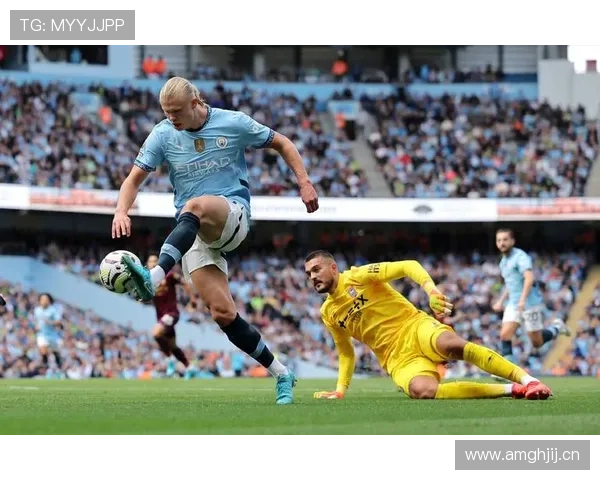 曼城连胜表现波动,结构性隐患逐步显现对赛季走势形成制约 曼城连胜表现波动,结构性隐患逐步显现对赛季走势形成制约