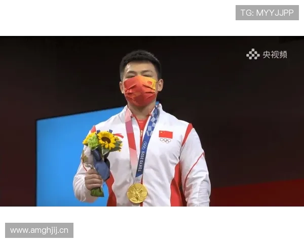 谌利军的早餐像年终奖，刷一眼我怀疑人生